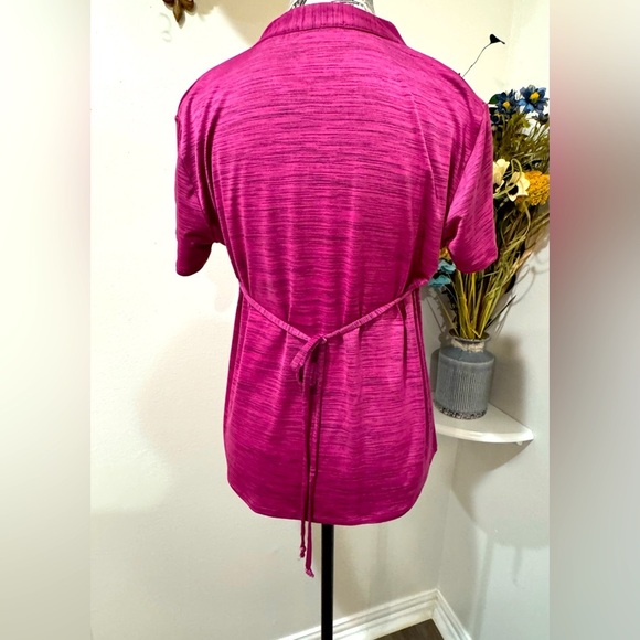 Halo Magenta Ruffled neckline Blouse/ Flowing Silhouette Tie Back size Small - Picture 4 of 9